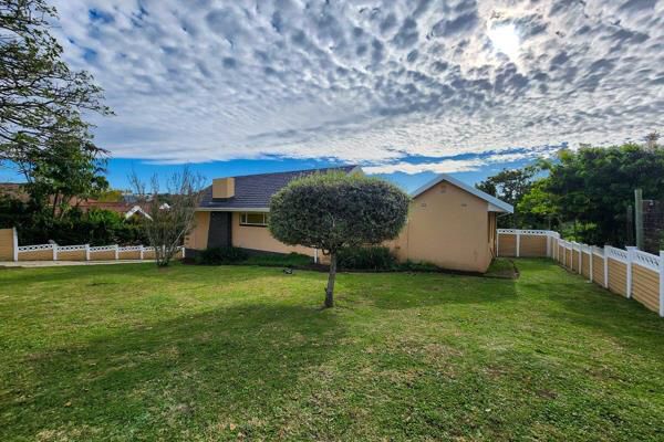 4 Bedroom Property for Sale in Amalinda Eastern Cape